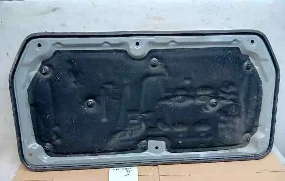 Renault Twingo III Trunk bottom trim panel 