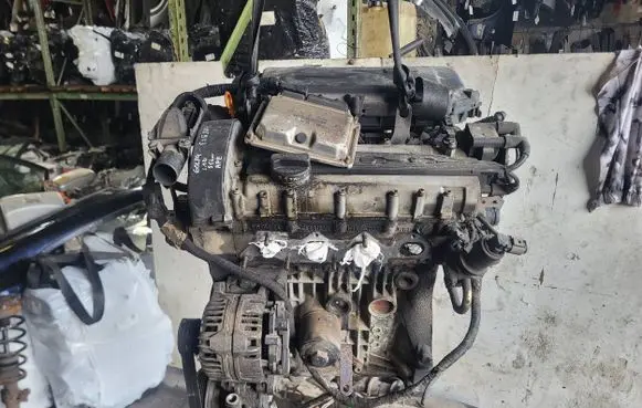 Volkswagen Golf IV Engine APE