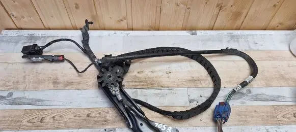 Chrysler Voyager Sliding door lock 4125512 272M05A 04686957AC