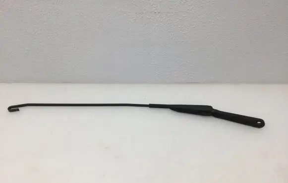 Front wiper blade arm