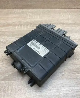 Volkswagen Golf III Engine control unit/module ECU 028906021Q 0281001241