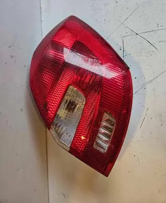 Skoda Fabia Mk2 (5J) Rear/tail lights ZSB5J6945096
