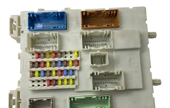 Ford Grand C-MAX Fuse module BV6N14A073FP