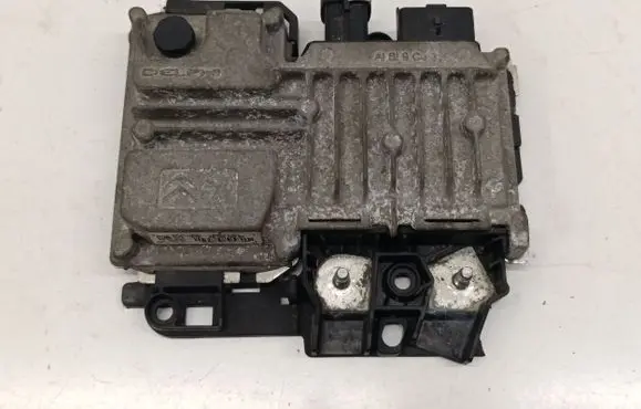 Opel Crossland X Start/Stop control module 9810858280