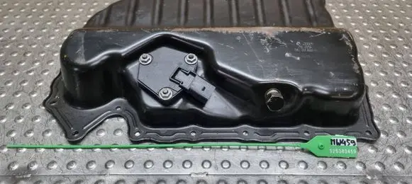 Volkswagen Golf VI Oil sump 06J103600T