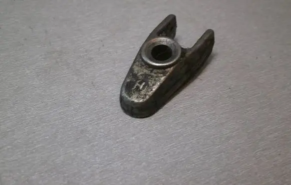 Mercedes-Benz ML W163 Fuel Injector clamp holder
