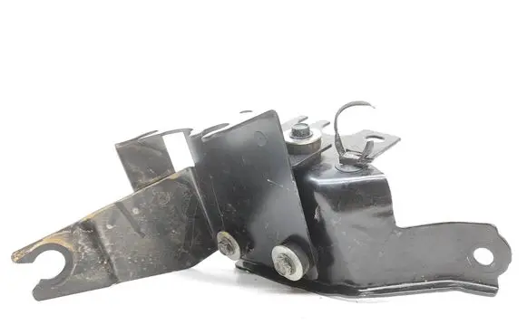 Nissan Qashqai J12 ABS pump bracket 