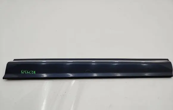 Volvo XC60 Front door trim (molding) 31440303