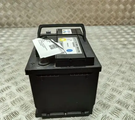 Peugeot 3008 III Car battery 9822616180