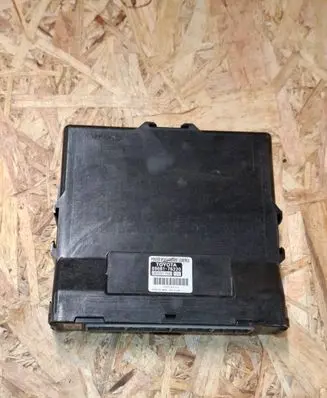 Lexus CT 200H Power management control unit 8968176220 2830001890 2831890V