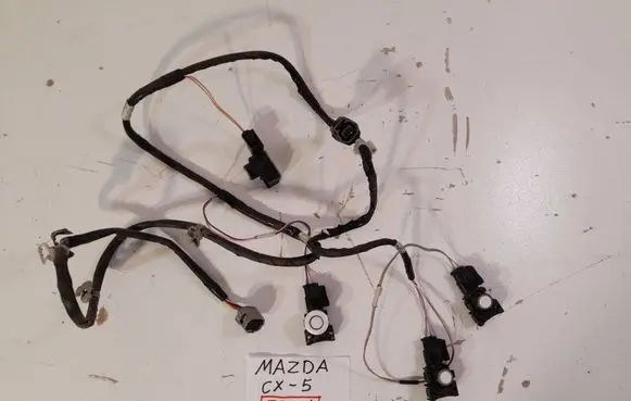 Mazda CX-5 II Parking PDC sensor KD4767UC1
