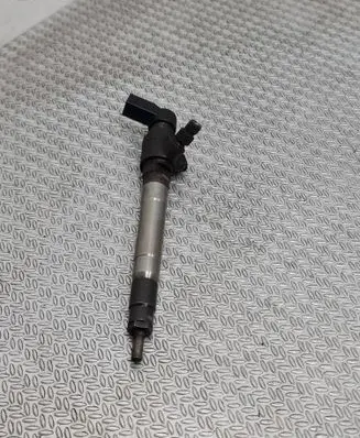 Fuel injector
