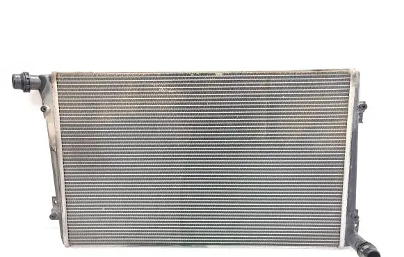 Volkswagen Caddy Coolant radiator 3C0121253S