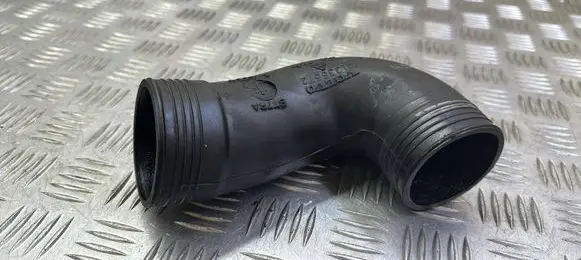 Volvo XC60 Intercooler hose/pipe 31338572