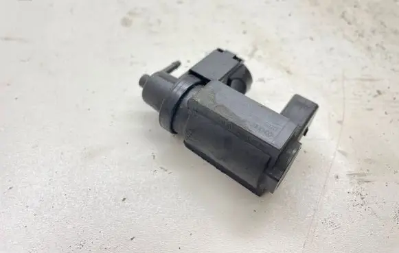 Audi A6 S6 C6 4F Turbo solenoid valve 059906628B 07T015 70101900