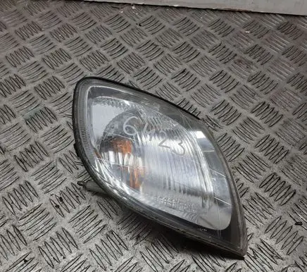 Hyundai Trajet Front indicator light 923023AU 51229C