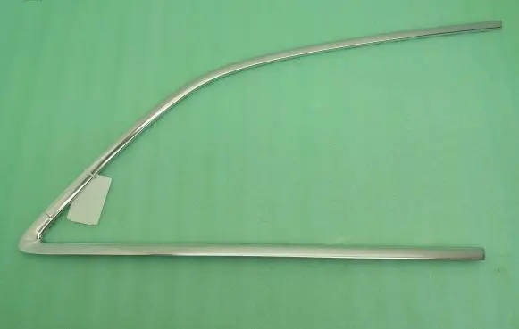 Audi Q7 4L Rear side glass trim 
