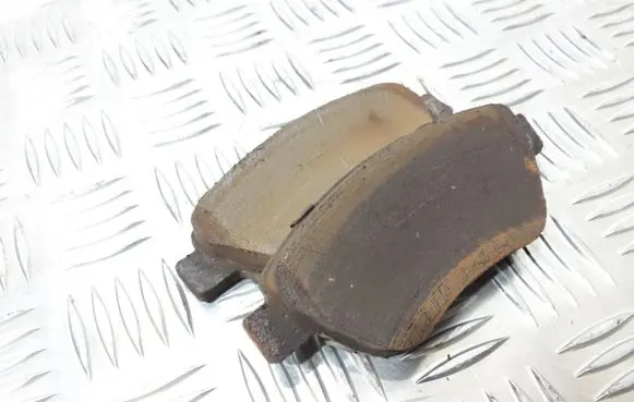 Opel Corsa D Brake pads (front) 