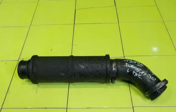 Dodge Nitro Intercooler hose/pipe 