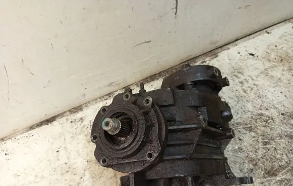 Chrysler Pacifica Gearbox transfer box case 7450014093
