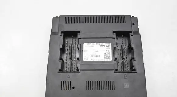 Skoda Fabia Mk2 (5J) Comfort/convenience module 6R7937086M