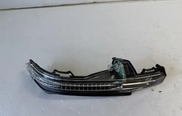 Audi Q7 4M Mirror indicator light 