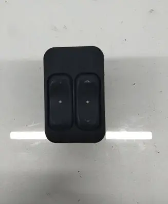 Opel Zafira A Electric window control switch 13363201 90561088