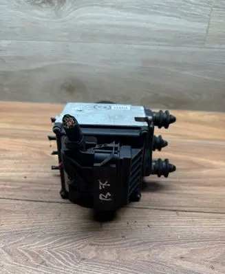 Volkswagen PASSAT B6 ABS Pump 3C0614109K 16431608 16431508E
