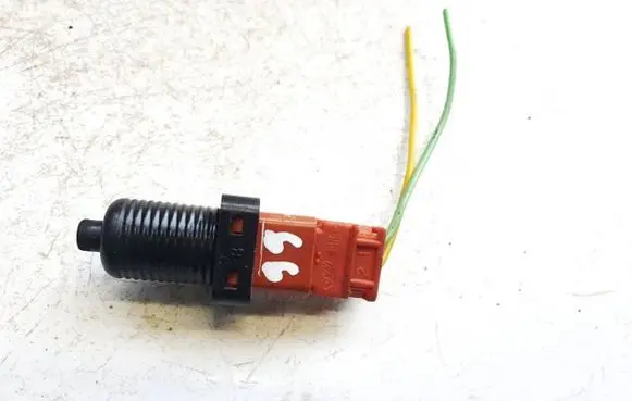 Peugeot 406 Brake pedal sensor switch