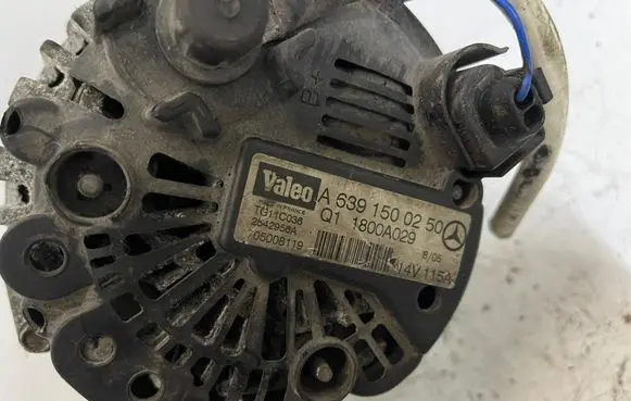 Mitsubishi Colt Generator/alternator A6391500250