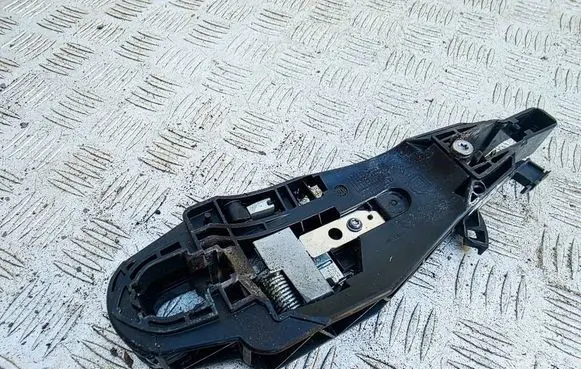 Citroen C4 Cactus Front door exterior handle/bracket 9802977180