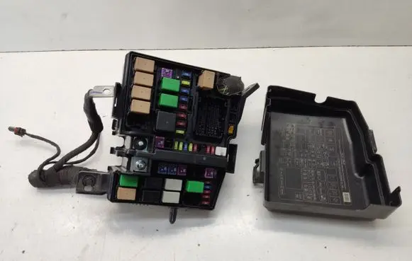 KIA Optima Fuse module 912312T750 919602T500 952302P020
