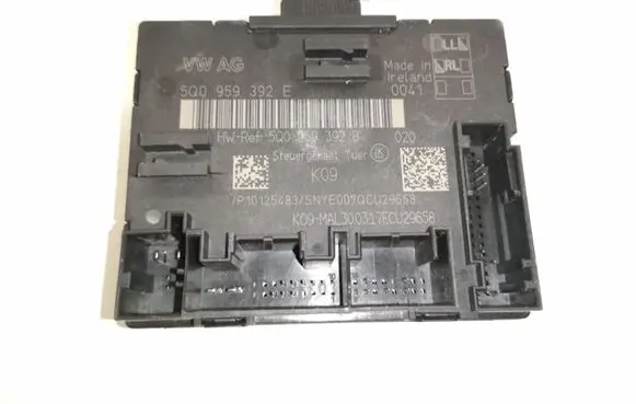 Volkswagen Golf VII Door control unit/module 5Q0959392E 5Q0959392