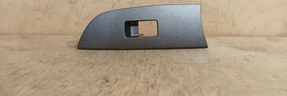 Lexus IS 220D-250-350 Rear door window switch trim 7427153310 ISRRRH