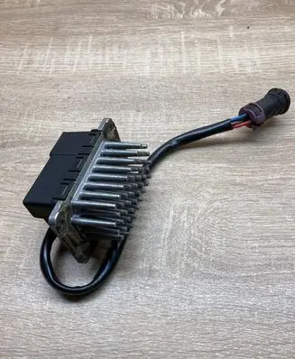 Audi A6 S6 C4 4A Heater blower motor/fan resistor 4A0820521A 5DS006455