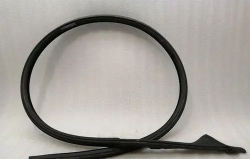 Mercedes-Benz CL C216 Front door rubber seal A2167200178
