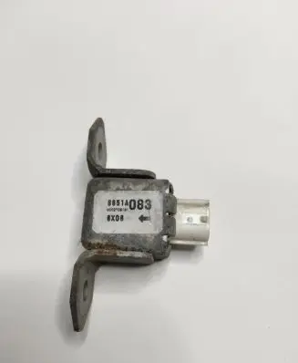 Mitsubishi L200 Airbag deployment crash/impact sensor 8651A083 8X08 W002T08181