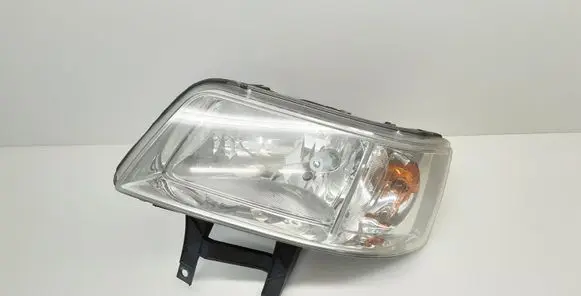 Volkswagen Transporter - Caravelle T5 Headlight/headlamp 0301191701