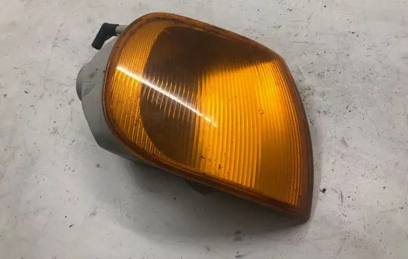 Volkswagen Polo III 6N 6N2 6NF Front indicator light 6NO953050B