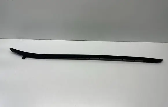 BMW 2 F45 Windshield trim 7301035 730103509 10808611