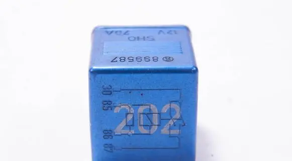 Audi 100 S4 C4 Other relay 8A0951253