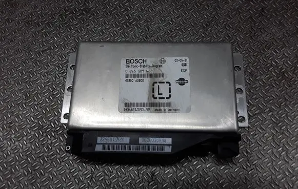 Nissan Primera ESP (stability system) control unit 0265109622