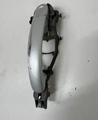 Volkswagen Jetta V Front door exterior handle 1K0837886
