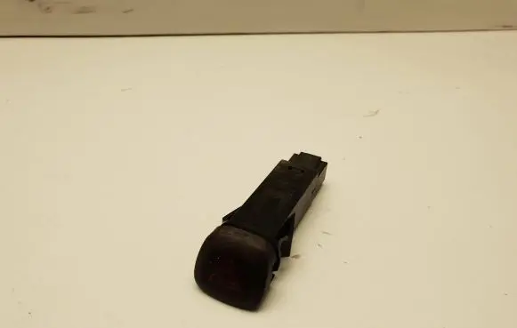 Volvo XC90 Hazard light switch 30739319 07W035