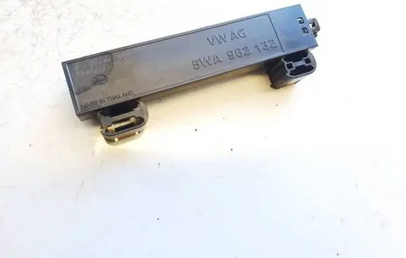 Cupra Born Antenna control unit 5wa962132 5fa224075-00