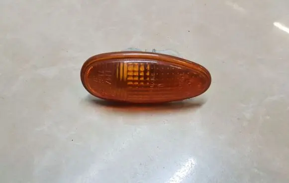 Mitsubishi Pajero Sport I Front fender indicator light