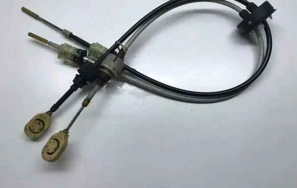 Opel Astra H Gear shift cable linkage 13110708