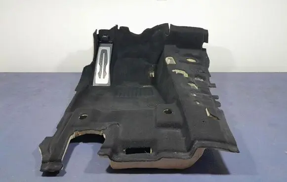 BMW X7 G07 Front floor carpet liner 8072351