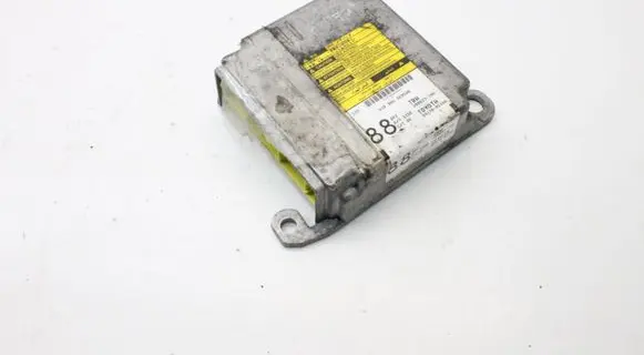 Toyota Avensis T270 Airbag control unit/module 8917005160