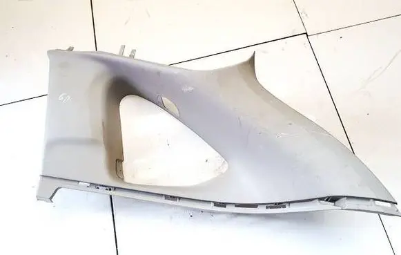 Honda FR-V (D) pillar trim (bottom) 84131SJD